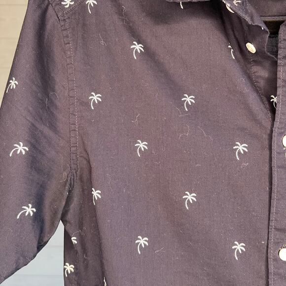 Men's H&M navy /palm tree print casual button front shirt Size XS - Picture 4 of 5